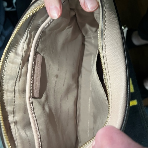 MICHAEL KORS JET SET Pink and Gold Crossbody Bag - Picture 3 of 7